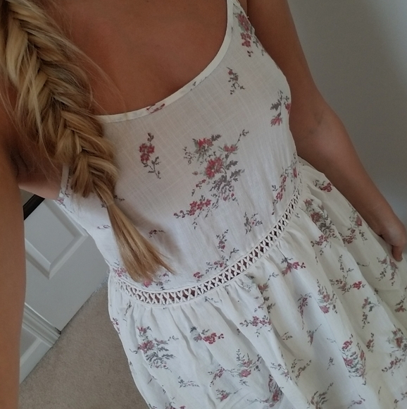 LN Sadie & Sage floral dress - Picture 6 of 8